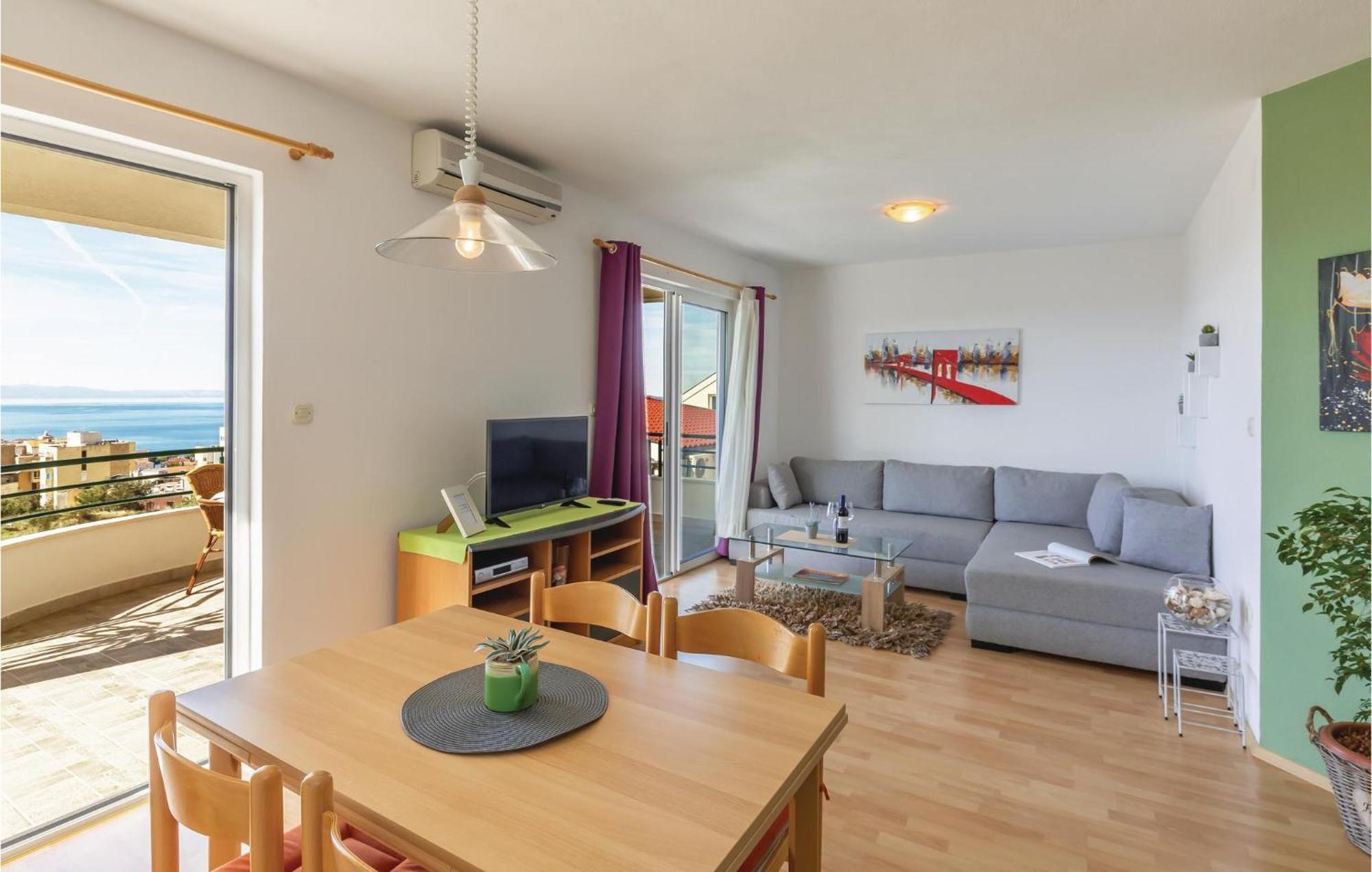 2 Bedroom Beautiful In * Makarska